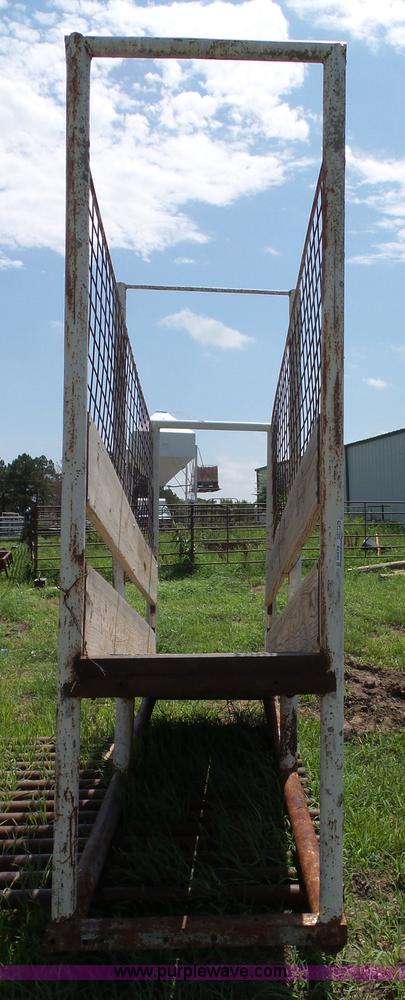 image for item BG9404 Livestock loading ramp