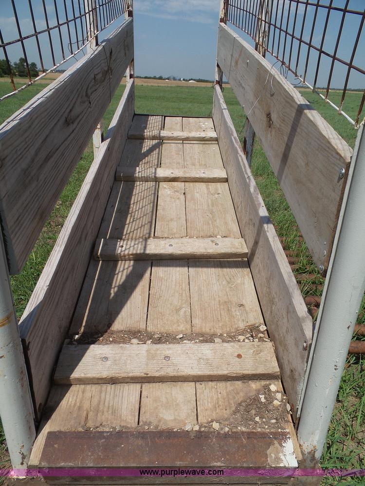 image for item BG9404 Livestock loading ramp