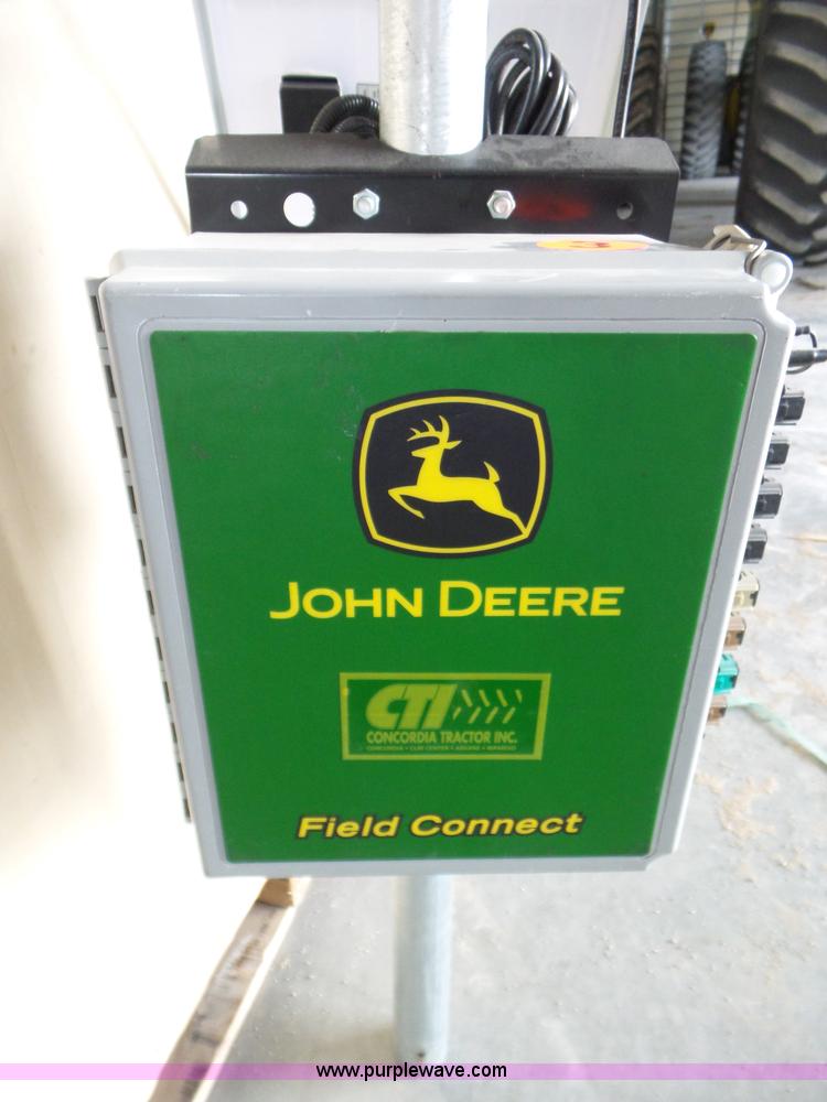 image for item BQ9815 (5) John Deere Field Connect moisture sensing probes and solar powered gateways