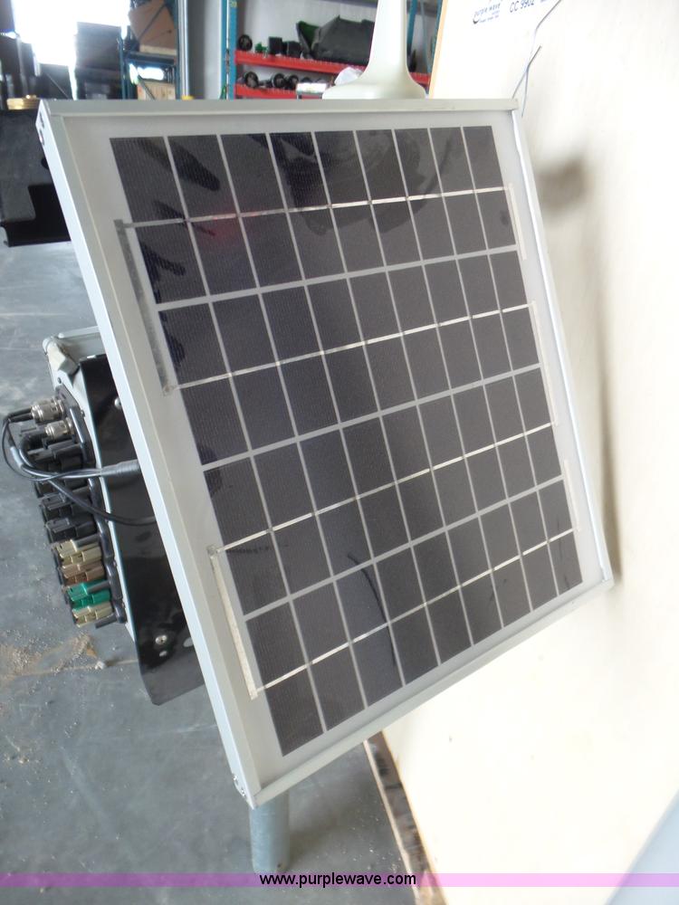 image for item BQ9816 John Deere Field Connect moisture sensing probe and solar powered gateway with weather station