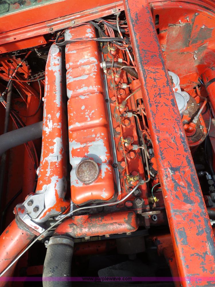 image for item BZ9764 1978 Massey-Ferguson 510 combine