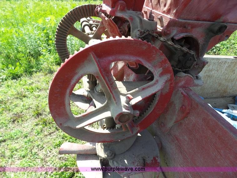 McCormick seed spreader in Oskaloosa, IA Item BZ9769 sold Purple Wave