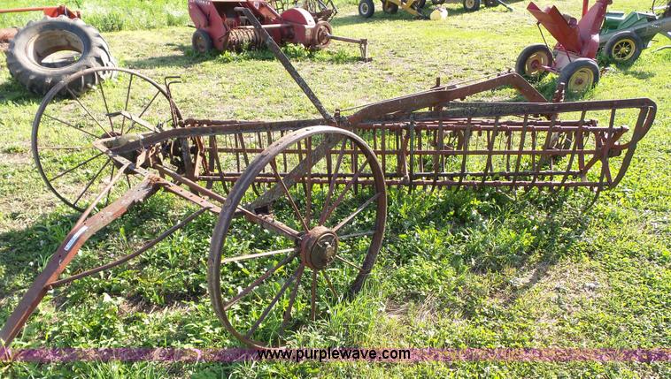 image for item BZ9779 Case hay rake