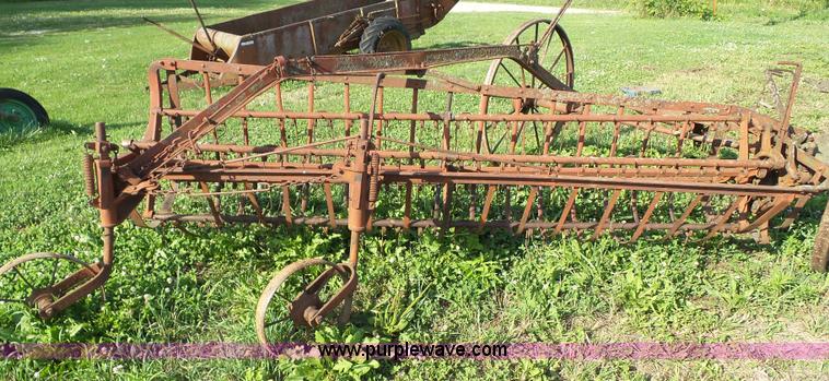 image for item BZ9779 Case hay rake