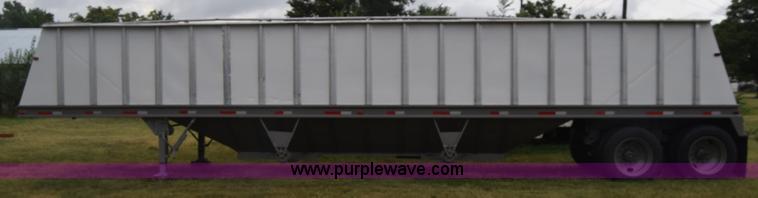 image for item CB9171 1988 Doonan double hopper grain trailer
