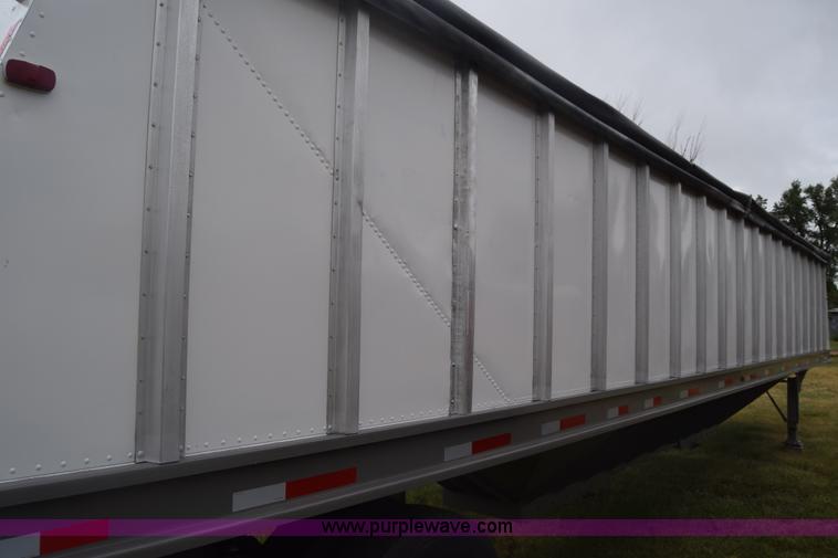 image for item CB9171 1988 Doonan double hopper grain trailer