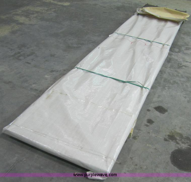 image for item F1573 (60) sheets of metal siding/roofing