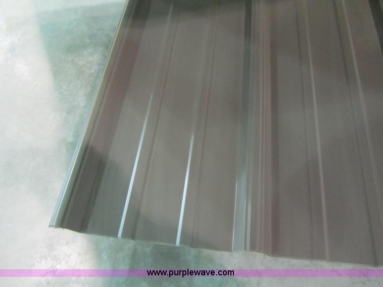 image for item F1573 (60) sheets of metal siding/roofing