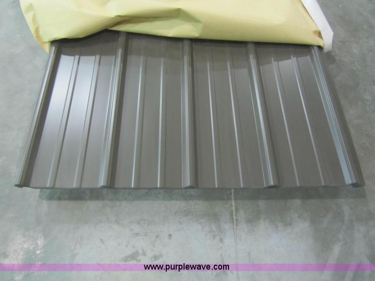 image for item F1574 (60) sheets of metal siding/roofing