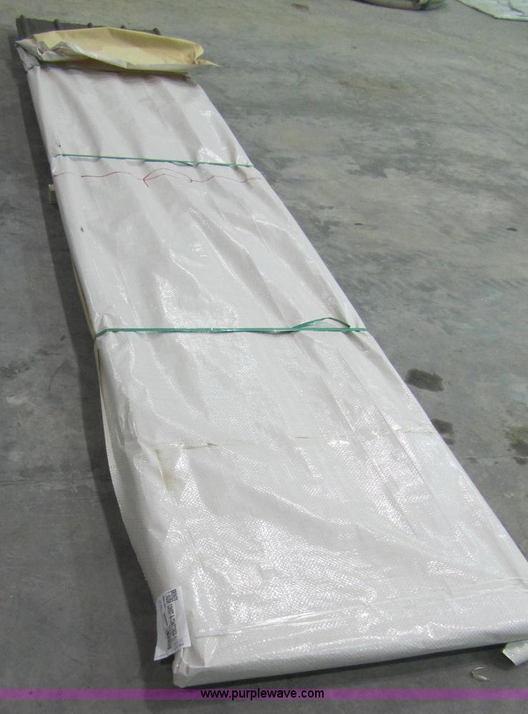 image for item F1574 (60) sheets of metal siding/roofing