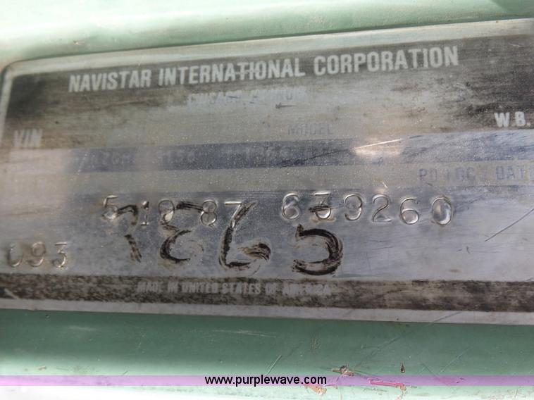 image for item F1601 1986 International S1800 flatbed truck