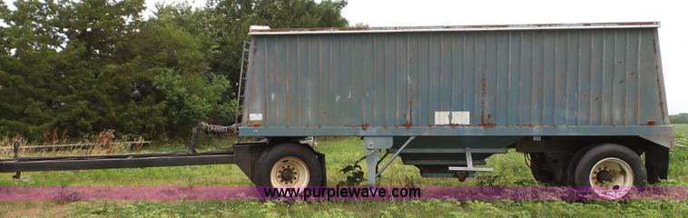 image for item J4841 1991 DMF single hopper grain trailer with dolly