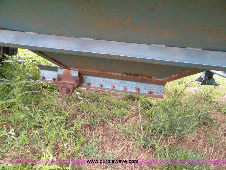 image for item J4841 1991 DMF single hopper grain trailer with dolly