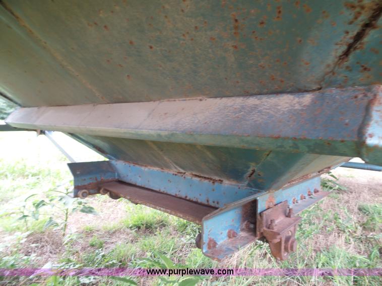 image for item J4841 1991 DMF single hopper grain trailer with dolly