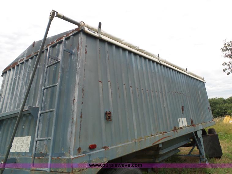 image for item J4841 1991 DMF single hopper grain trailer with dolly