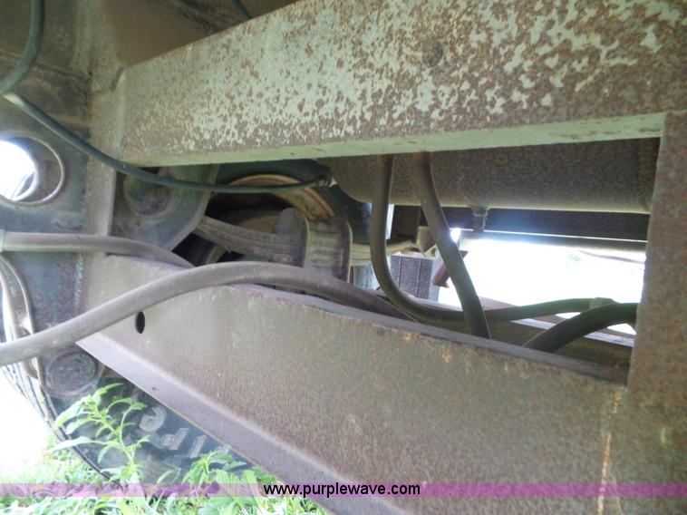 image for item J4841 1991 DMF single hopper grain trailer with dolly