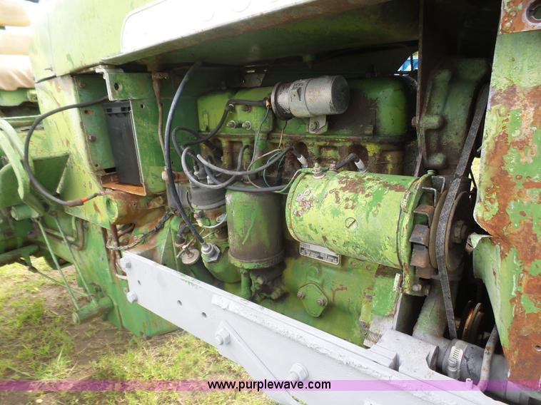 image for item J6007 John Deere 2010 tractor