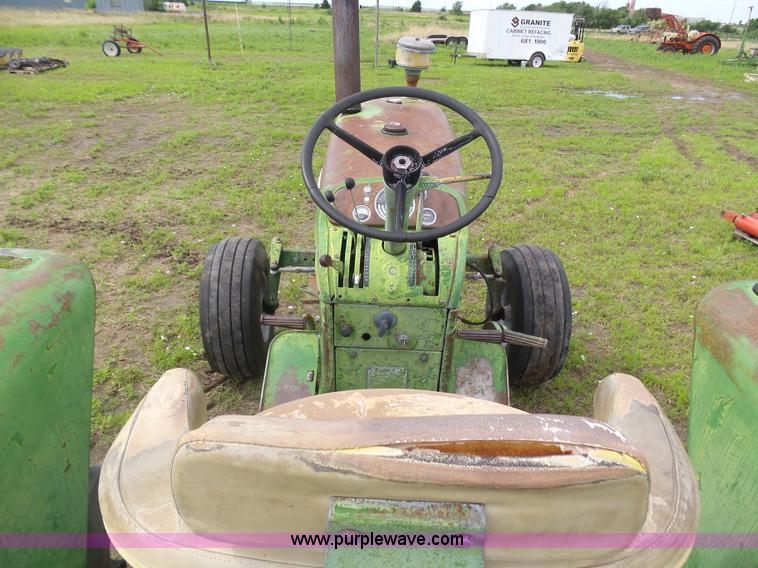 image for item J6007 John Deere 2010 tractor