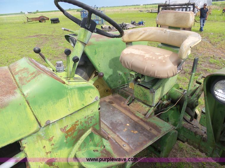image for item J6007 John Deere 2010 tractor