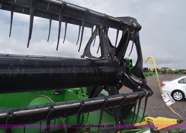 image for item K2989 2008 John Deere 635F head