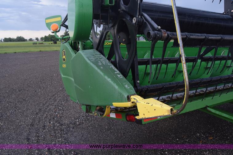 image for item K2989 2008 John Deere 635F head