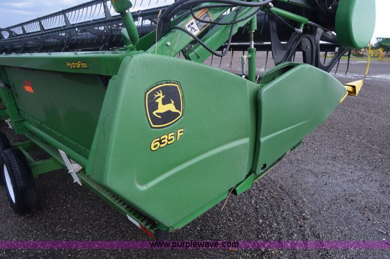 image for item K2989 2008 John Deere 635F head