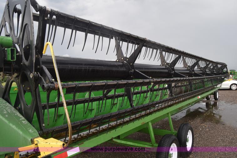 image for item K2989 2008 John Deere 635F head