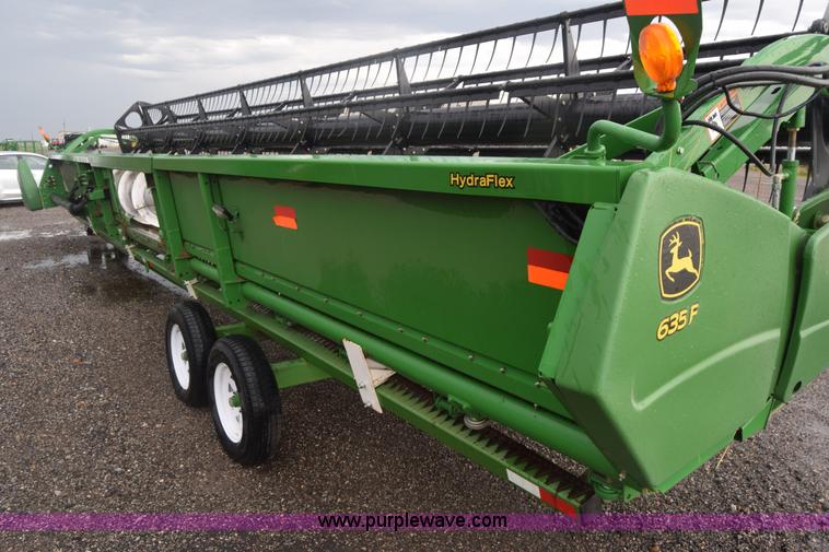 image for item K2989 2008 John Deere 635F head