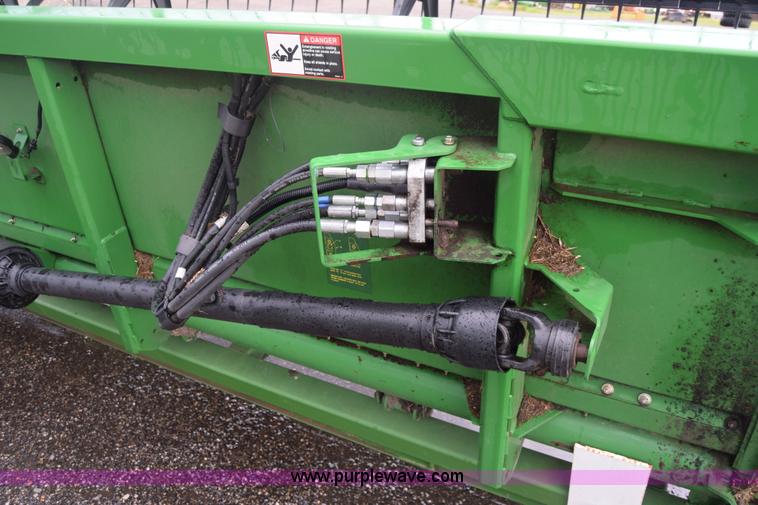 image for item K2989 2008 John Deere 635F head