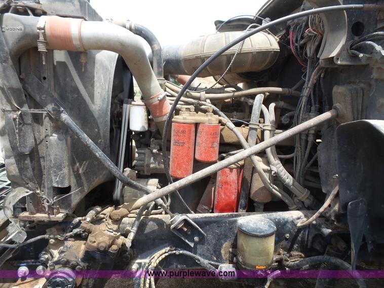 image for item K4666 1991 Mack CH613 silage/grain truck