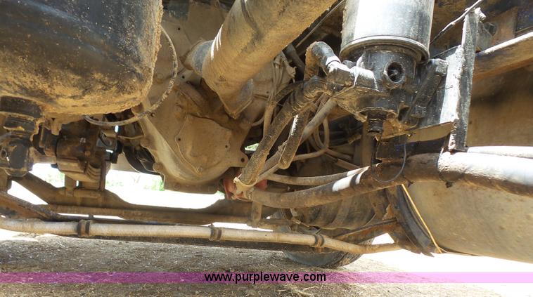 image for item K4666 1991 Mack CH613 silage/grain truck