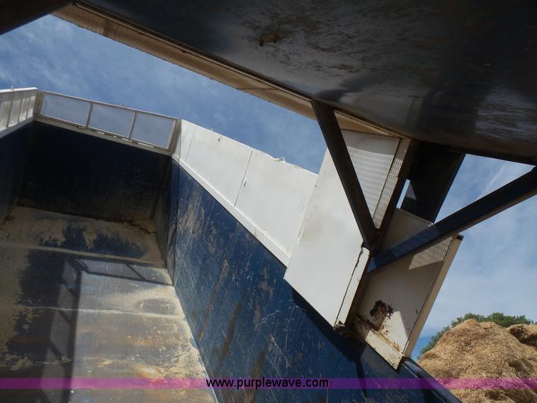 image for item K4666 1991 Mack CH613 silage/grain truck