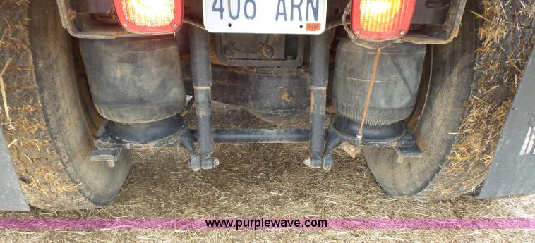 image for item K4666 1991 Mack CH613 silage/grain truck