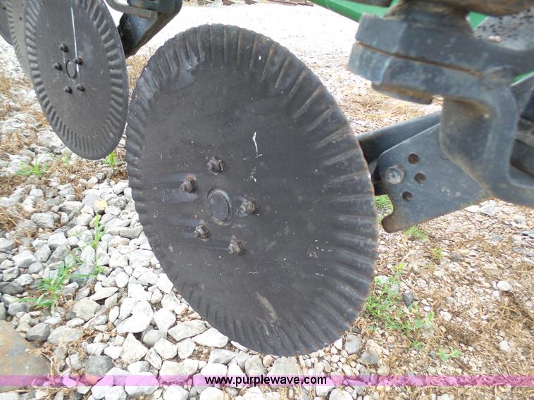 image for item K5385 John Deere 2600 six bottom plow