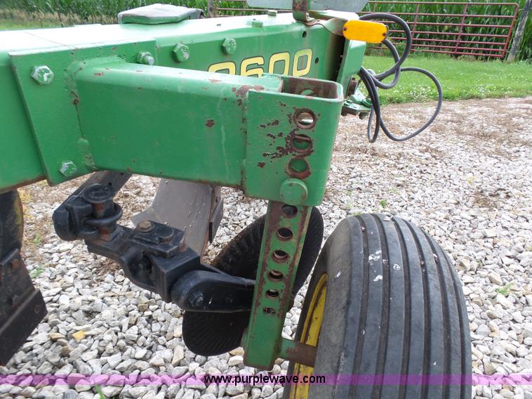 image for item K5385 John Deere 2600 six bottom plow