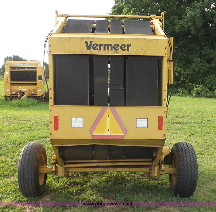 image for item K7096 1992 Vermeer 504 Super I round baler