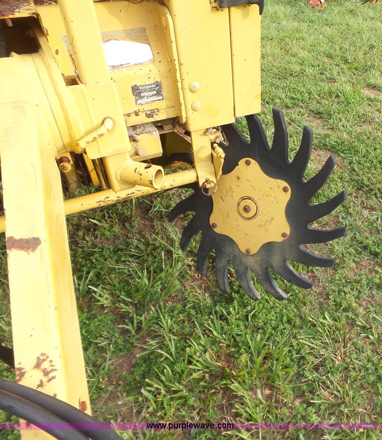 image for item K7096 1992 Vermeer 504 Super I round baler