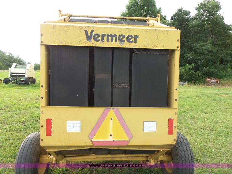 image for item K7096 1992 Vermeer 504 Super I round baler