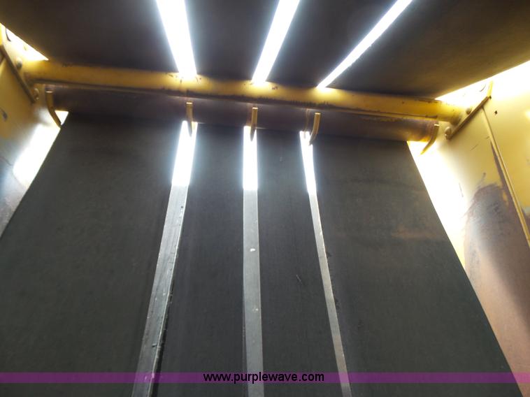 image for item K7096 1992 Vermeer 504 Super I round baler