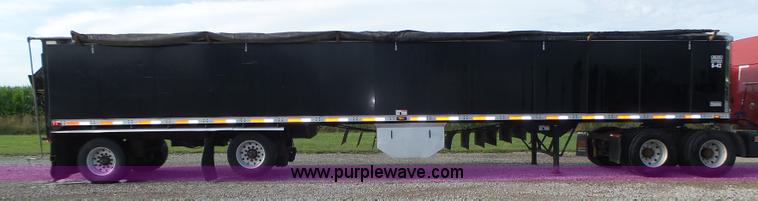 image for item K8380 2008 Aulick commodity belt trailer