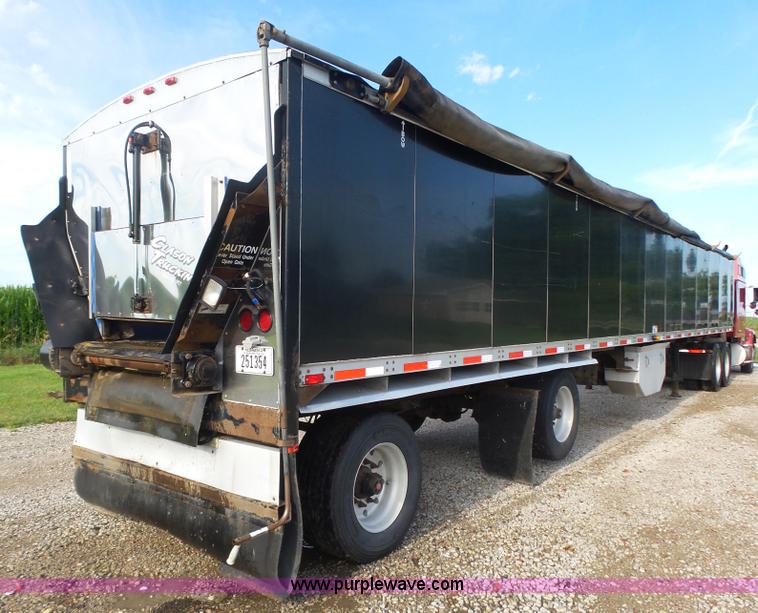 image for item K8380 2008 Aulick commodity belt trailer
