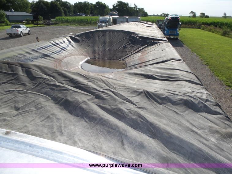 image for item K8380 2008 Aulick commodity belt trailer