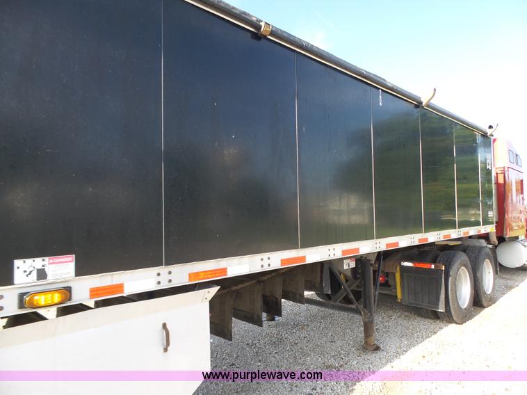 image for item K8380 2008 Aulick commodity belt trailer