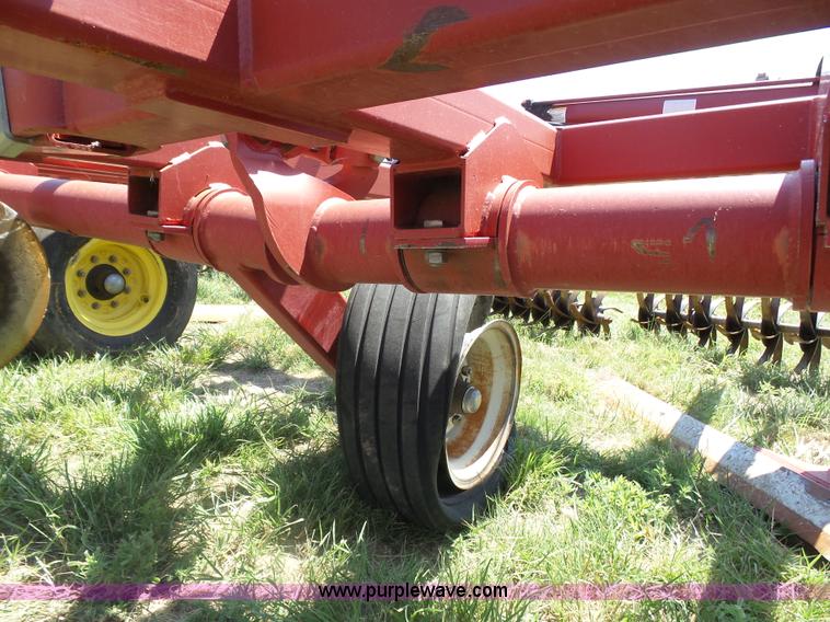 image for item K8497 Sunflower 3392-52 sweep plow