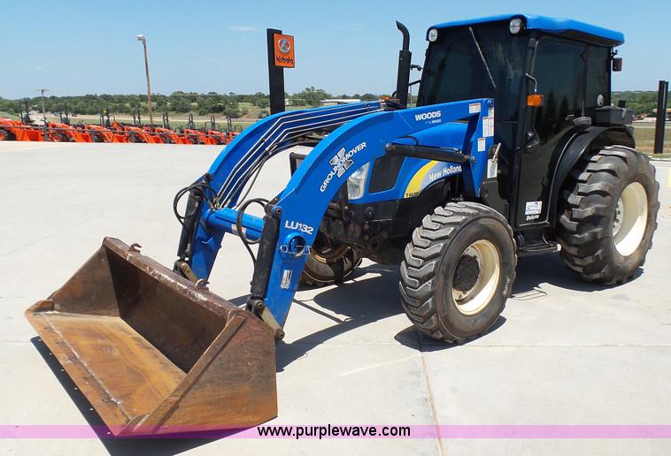image for item K8764 2012 New Holland T4030 Deluxe MFWD tractor