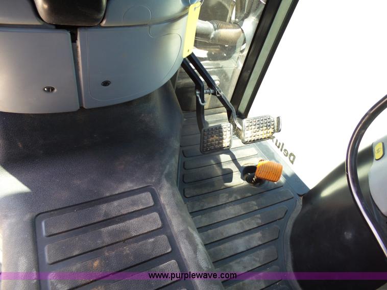 image for item K8764 2012 New Holland T4030 Deluxe MFWD tractor