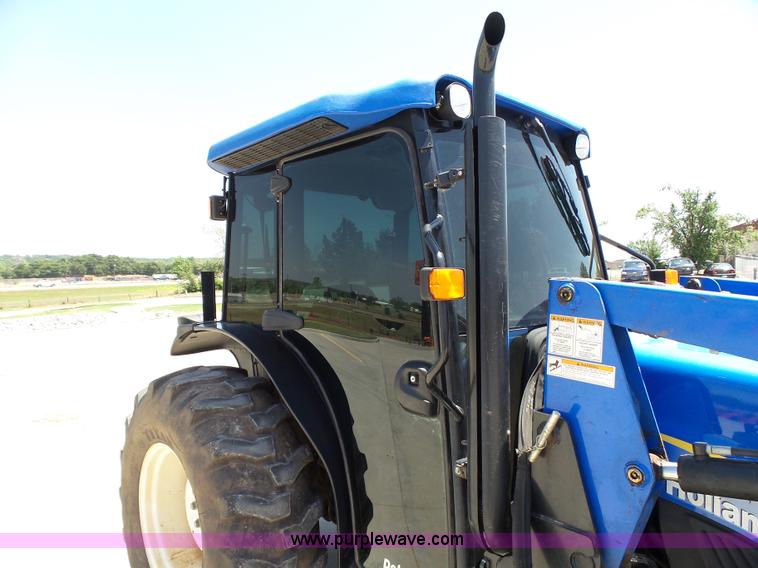 image for item K8764 2012 New Holland T4030 Deluxe MFWD tractor