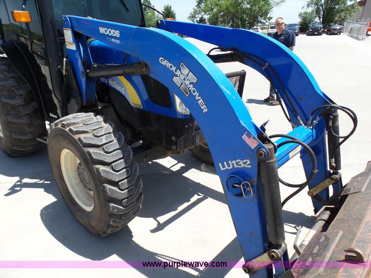 image for item K8764 2012 New Holland T4030 Deluxe MFWD tractor