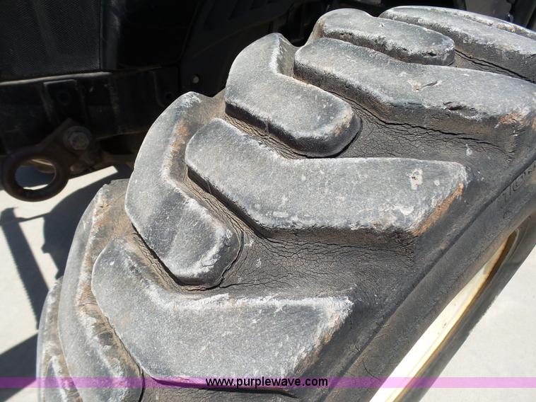 image for item K8764 2012 New Holland T4030 Deluxe MFWD tractor