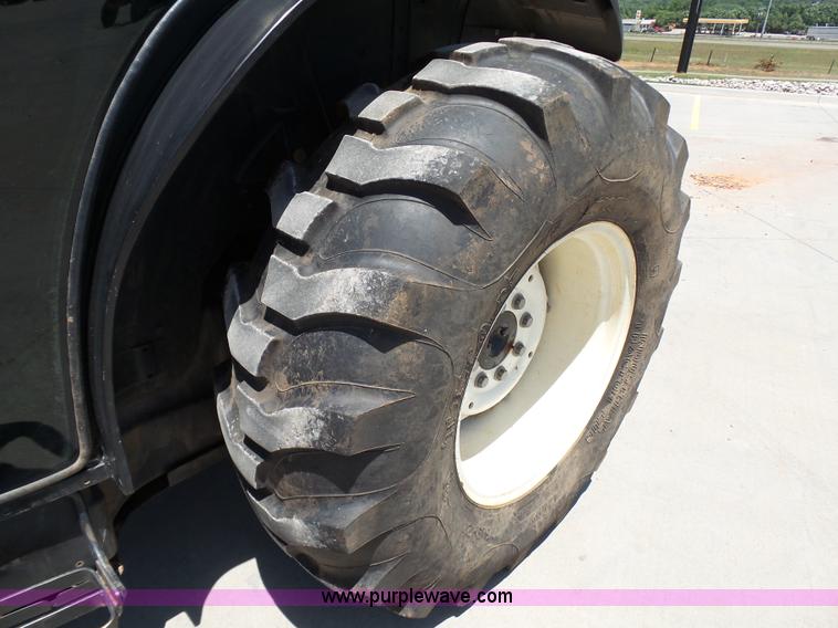 image for item K8764 2012 New Holland T4030 Deluxe MFWD tractor